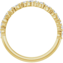 Load image into Gallery viewer, 14K Yellow Gold Lab Grown Diamond Band