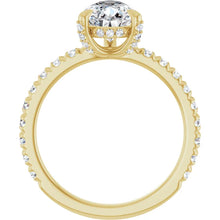 Load image into Gallery viewer, 14K Yellow Gold Pear Shaped Lab grown Diamond Ring