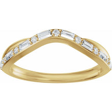 Load image into Gallery viewer, 14K Yellow Gold Natural Diamond Curve Band