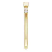Load image into Gallery viewer, 14K Yellow Gold Baguette Natural Diamond Band