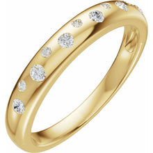 Load image into Gallery viewer, 14K Yellow Gold Diamond Sparkle Band
