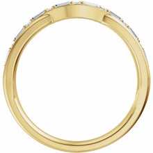 Load image into Gallery viewer, 14K Yellow Gold Natural Diamond Curve Band
