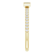 Load image into Gallery viewer, 14K Yellow Gold Blue Topaz &amp; Diamond Ring
