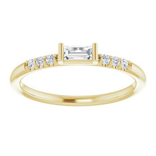Load image into Gallery viewer, 14K Yellow Gold Baguette Natural Diamond Band
